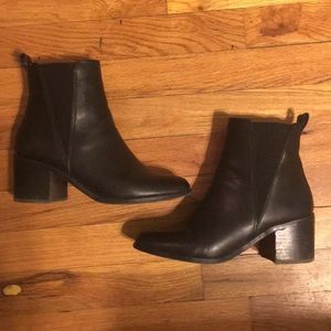 Steve Madden block heel bootie